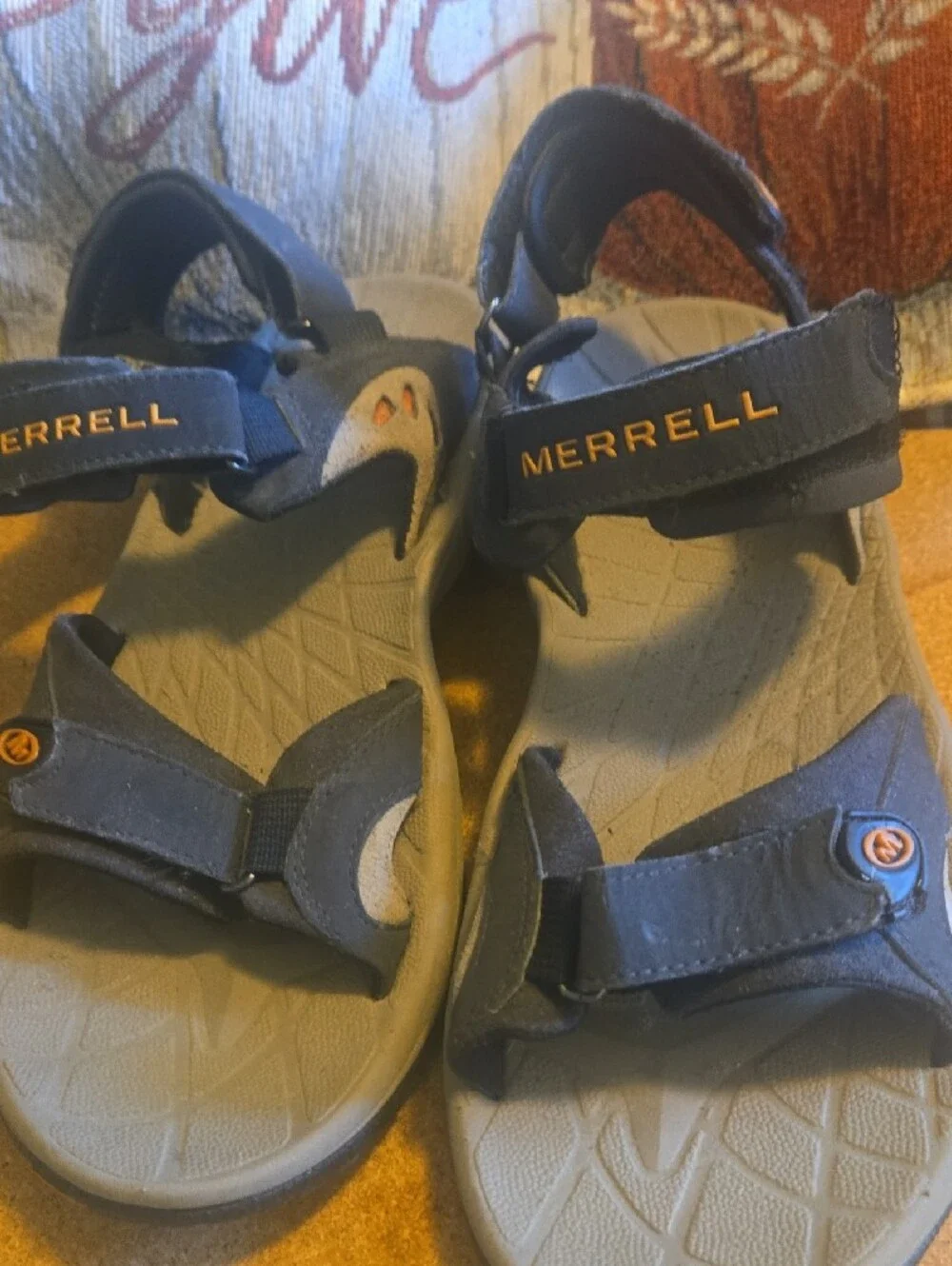 Merrell Men's Black and Gray Adjustable Outdoor Sandals